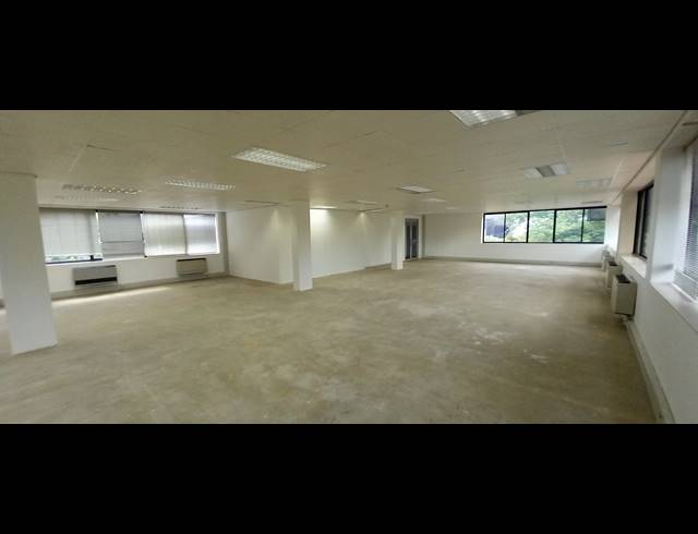 396M² OFFICE TO LET IN WOODMEAD